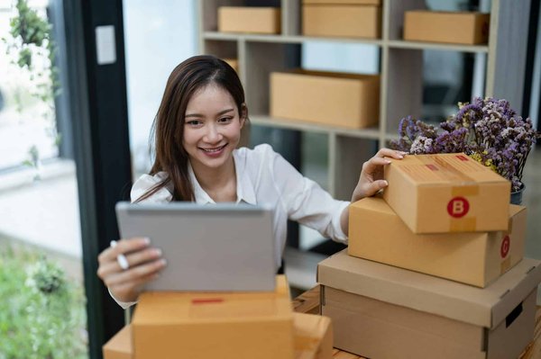 Quels sont les risques à éviter lors d'un envoi de colis professionnel ?